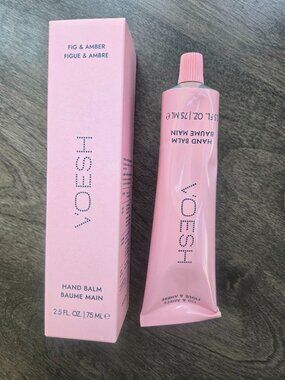 NIB Voesh hand balm